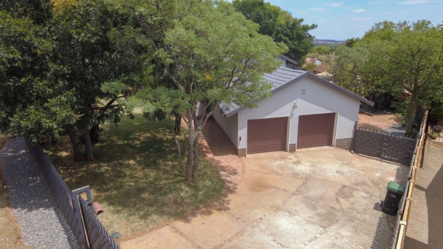 4 Bedroom Property for Sale in Protea Park North West